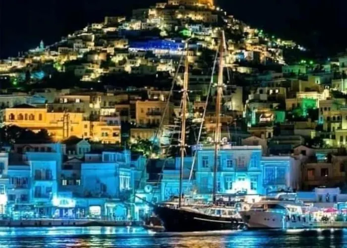 Helen Apartament Ermupoli